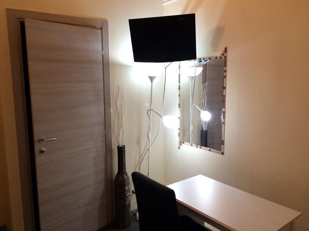 Catania Etnea Bed And Breakfast Chambre photo